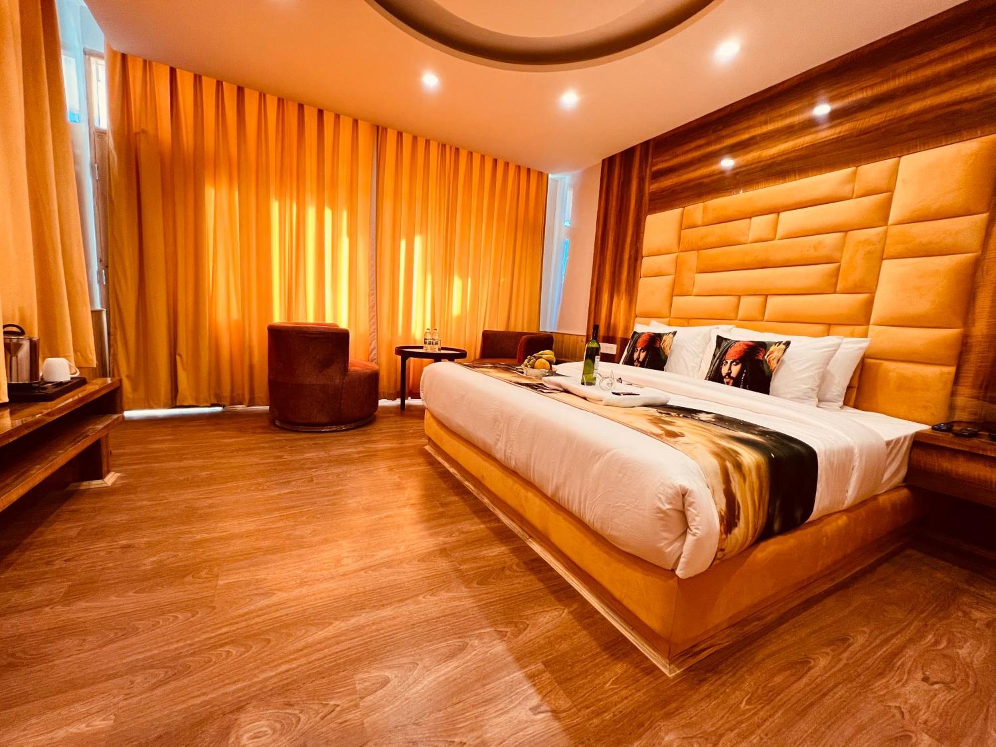 Hill River Resort By West Western Manāli Eksteriør billede